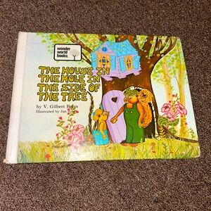 !!**KIDS BOOKS 4/$10**!! The House In The Hole In the Side Of The Tree 1973